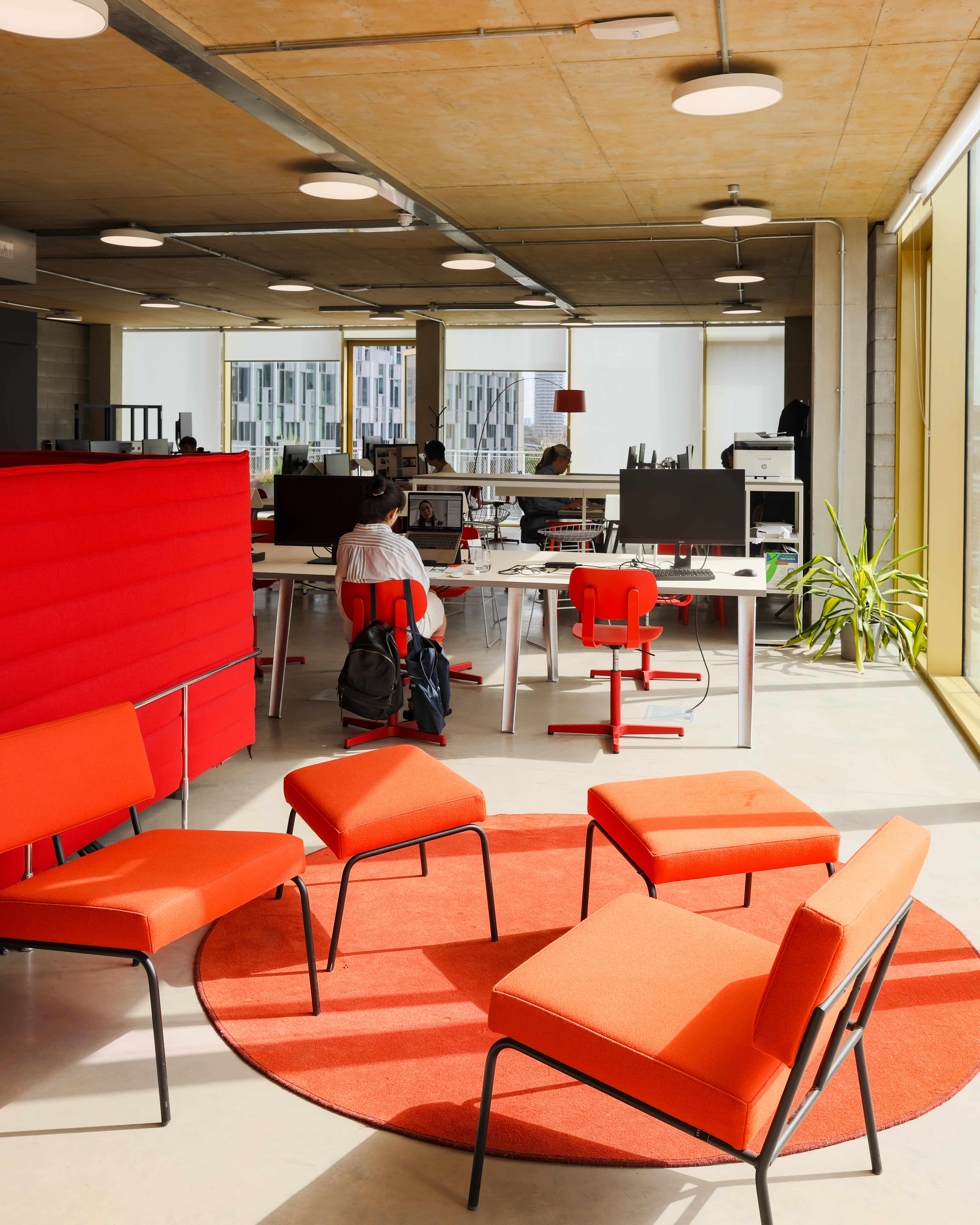 Fixed Coworking Desks in Greenwich