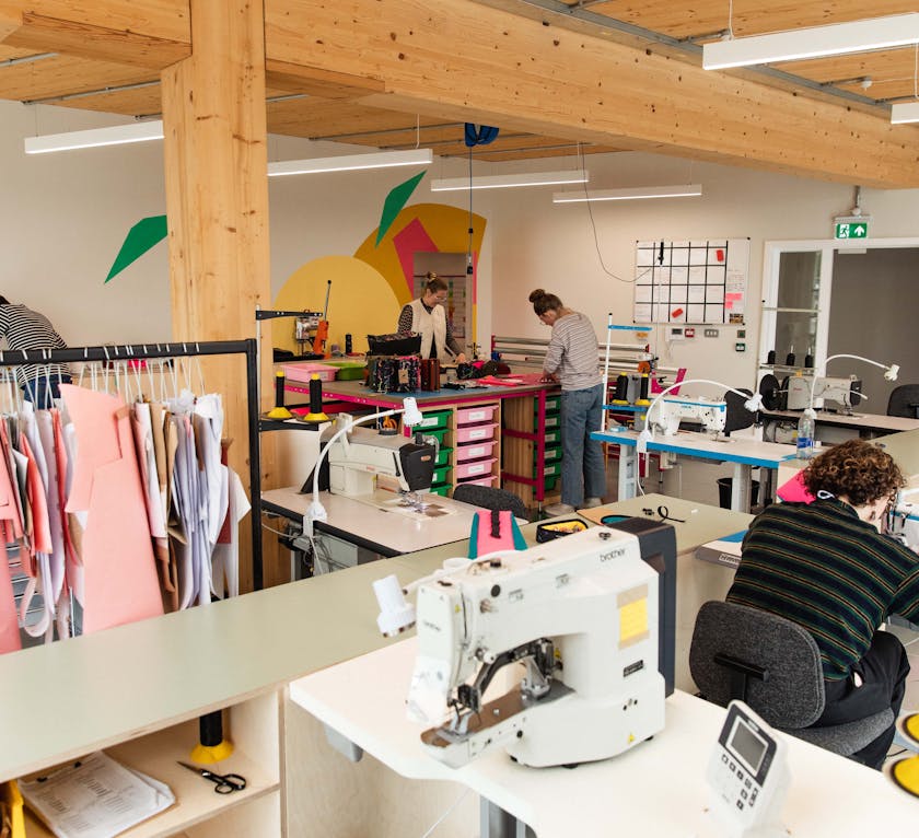 This 1,418 sq ft ground floor workspace is housed in a striking building at Greenwich Peninsula