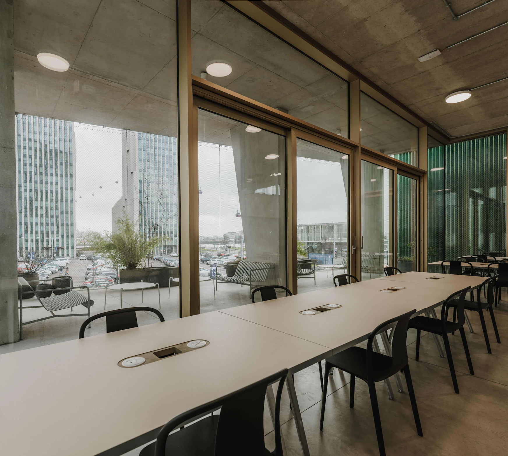 Private floor and terrace available at Design District