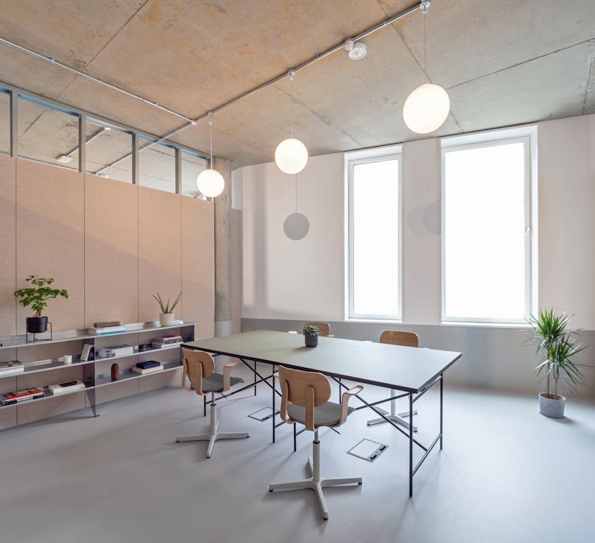 Bright, furnished workspaces in Greenwich