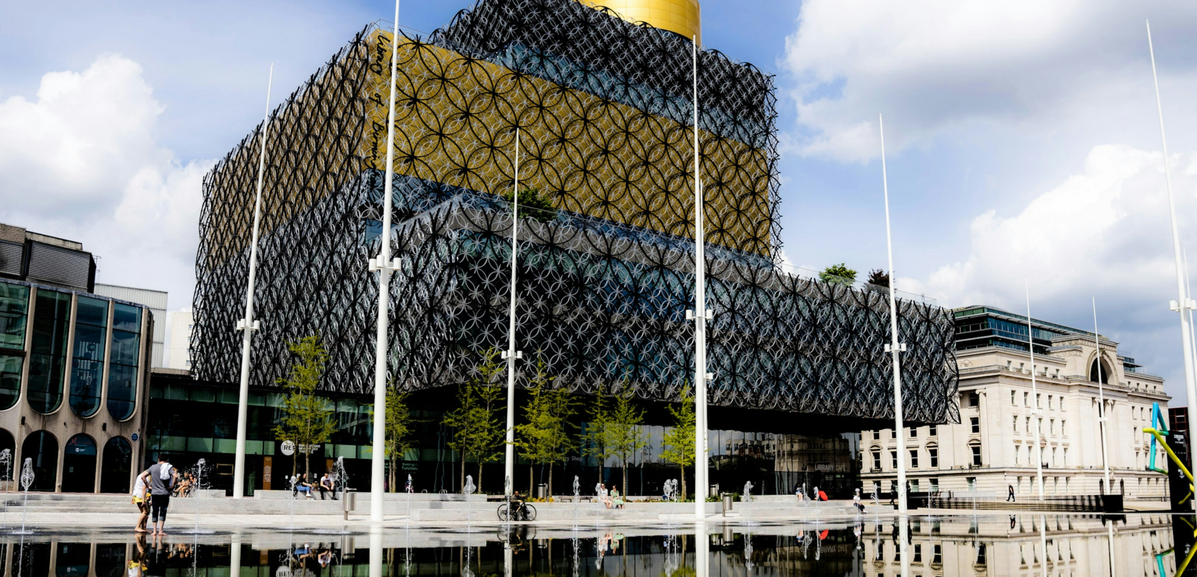 Birmingham central library