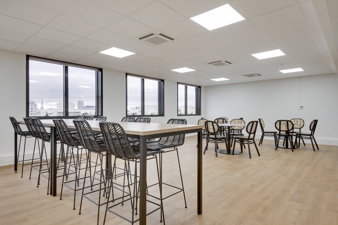 pont-de-levallois-kitchen-1