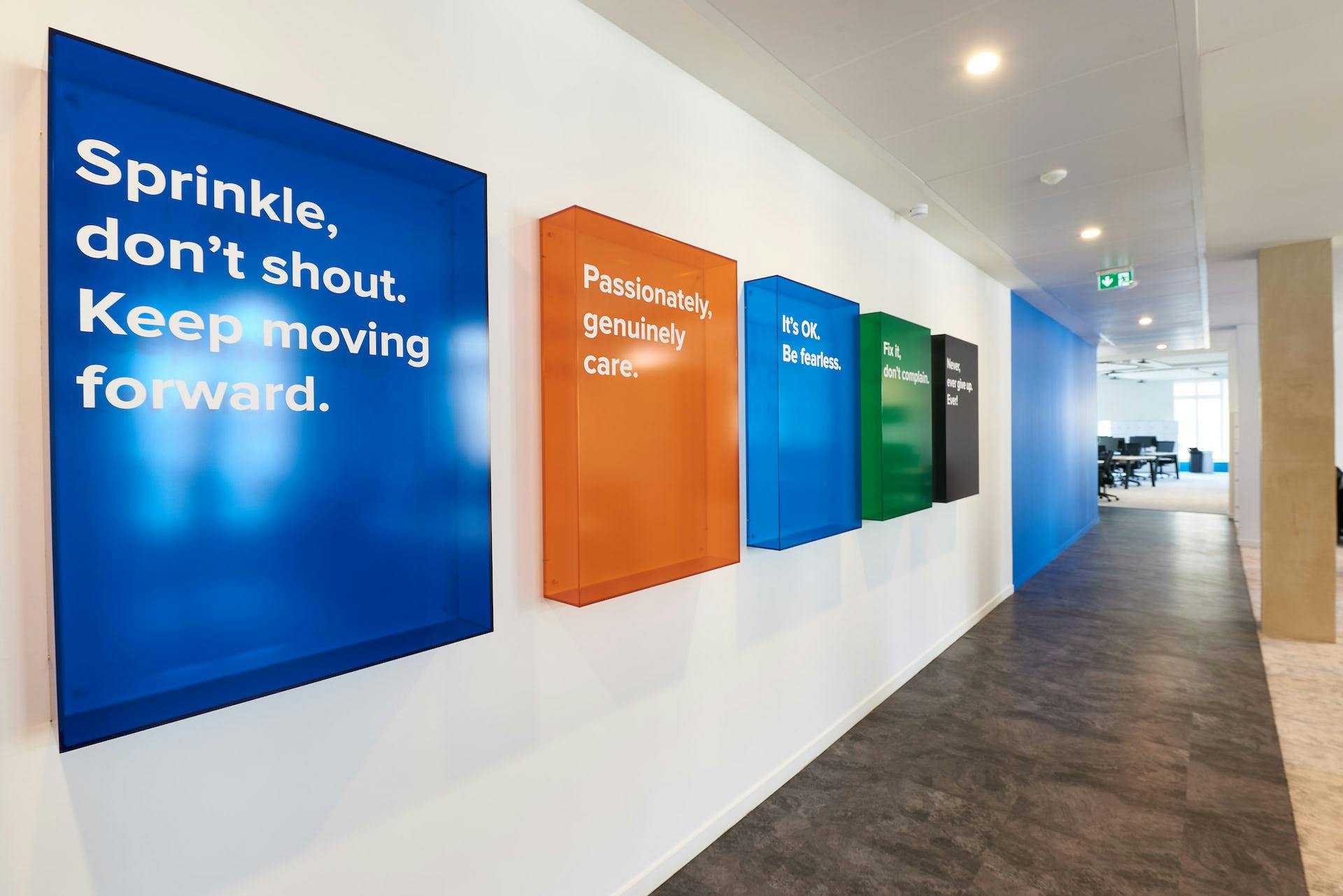 Vivez l'expérience Sprinklr !