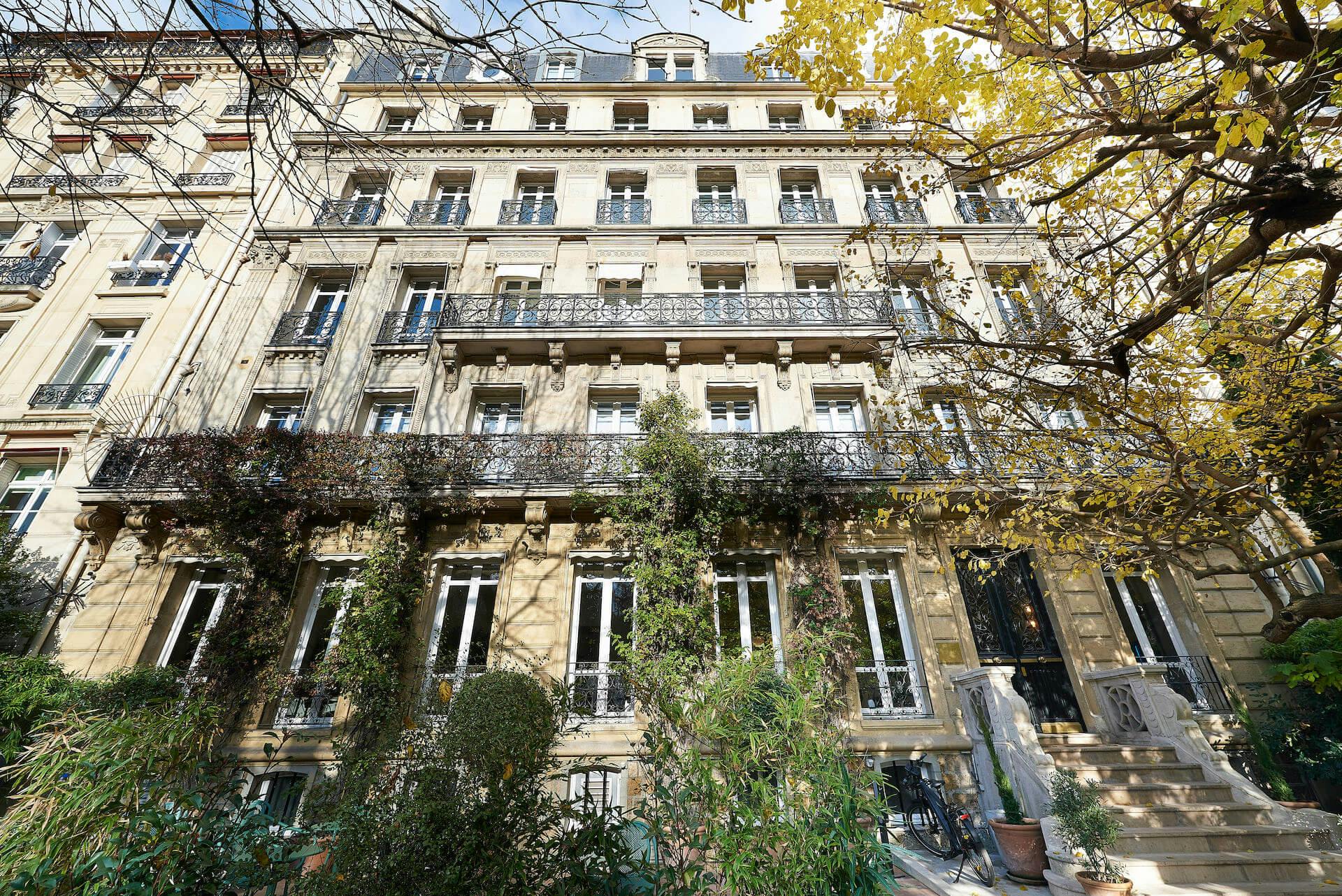 Deskeo prend à bail un immeuble de 1.000 m2 près du Trocadéro (Paris XVIe)