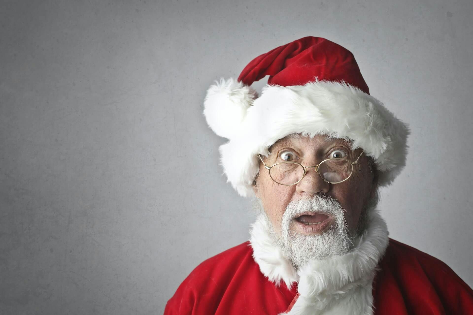 Do French companies no longer believe in Santa Claus?
