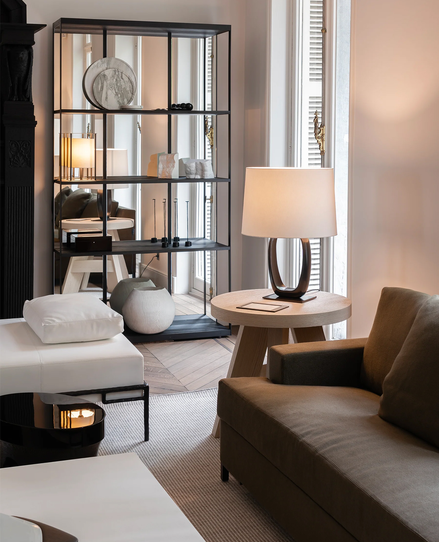 de sousa hughes liaigre editeur bookcase studio liaigre interior 3