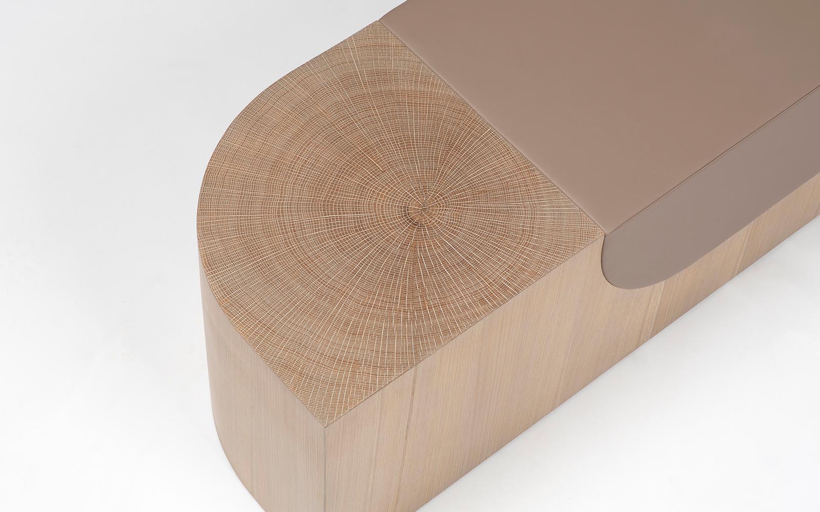 de sousa hughes Troscan Nara Bench corner detail