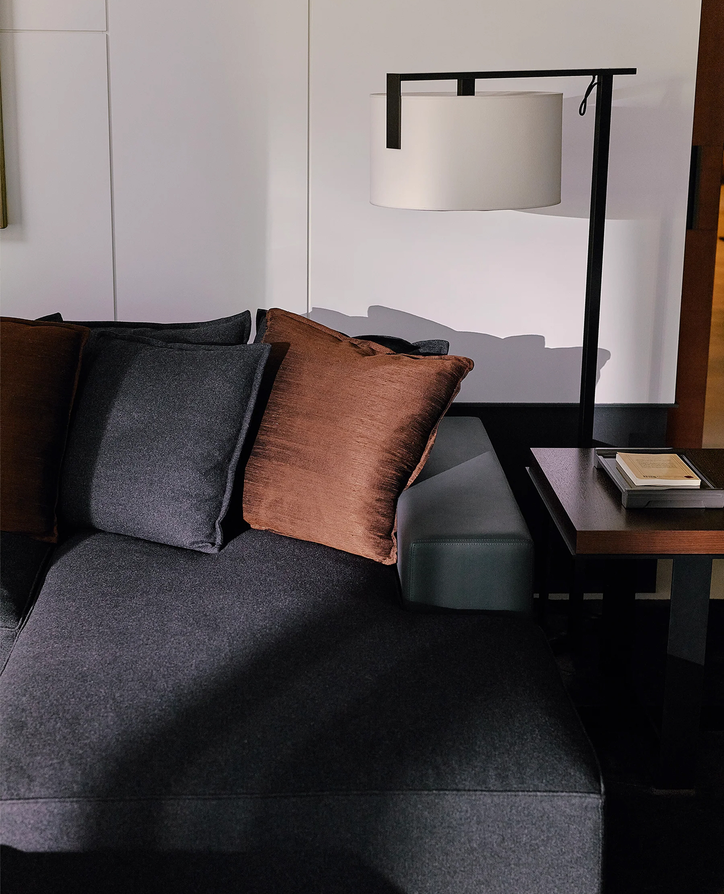 de sousa hughes liaigre cabestan floor lamp studio liaigre interior detail
