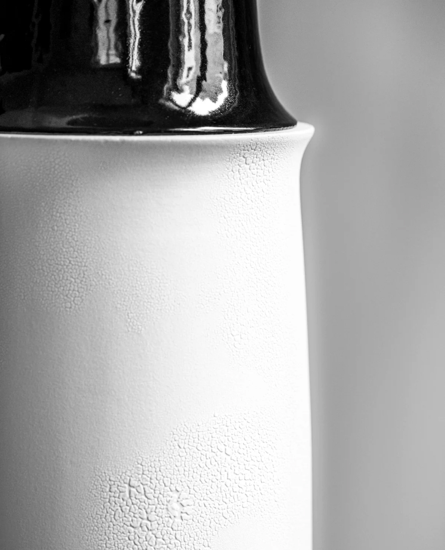 de sousa hughes liaigre sienne floor lamp studio liaigre interior detail