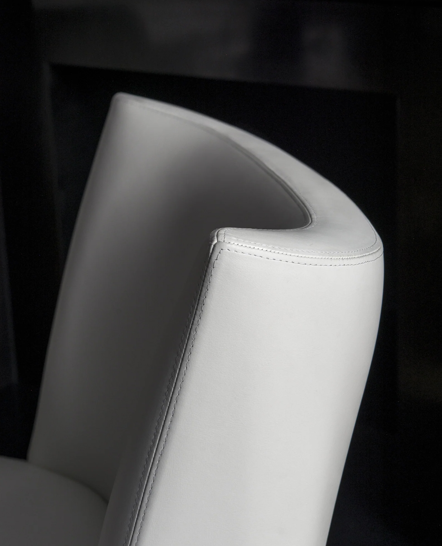m1D de sousa hughes liaigre mandarin lounge chair top detail studio liaigre interior