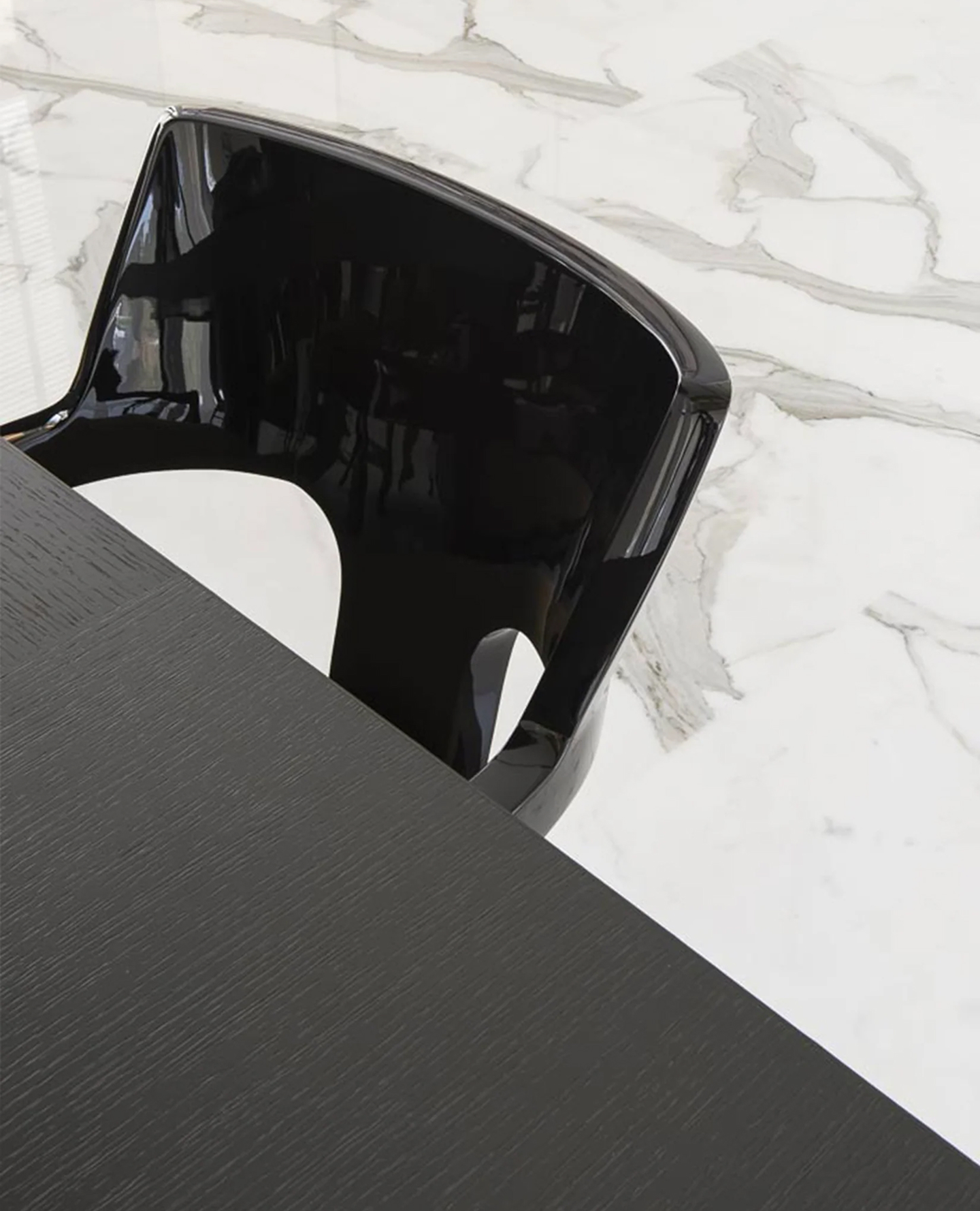 de sousa hughes liaigre arctique arm chair high gloss