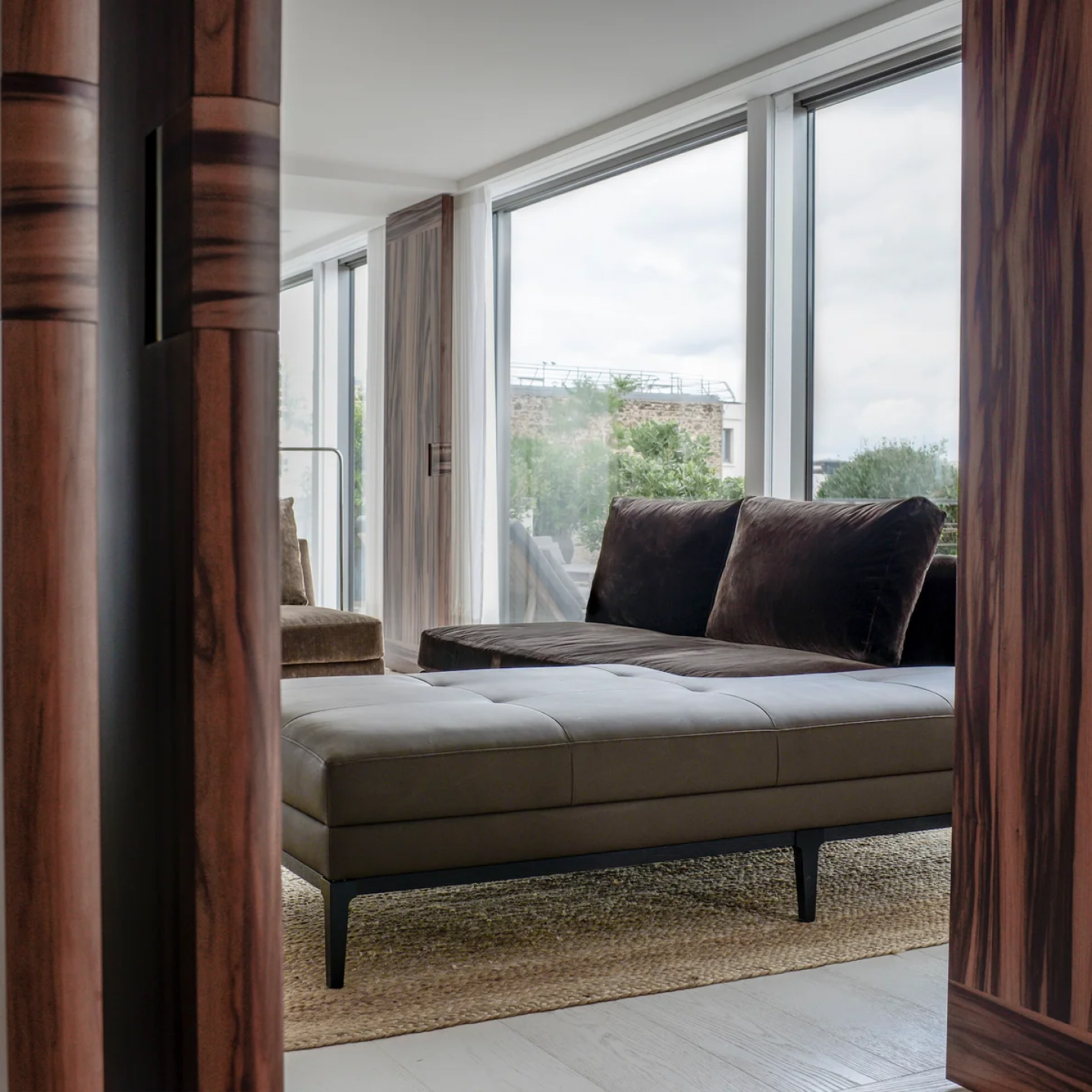 de sousa hughes liaigre castiglione sofa hotel costes