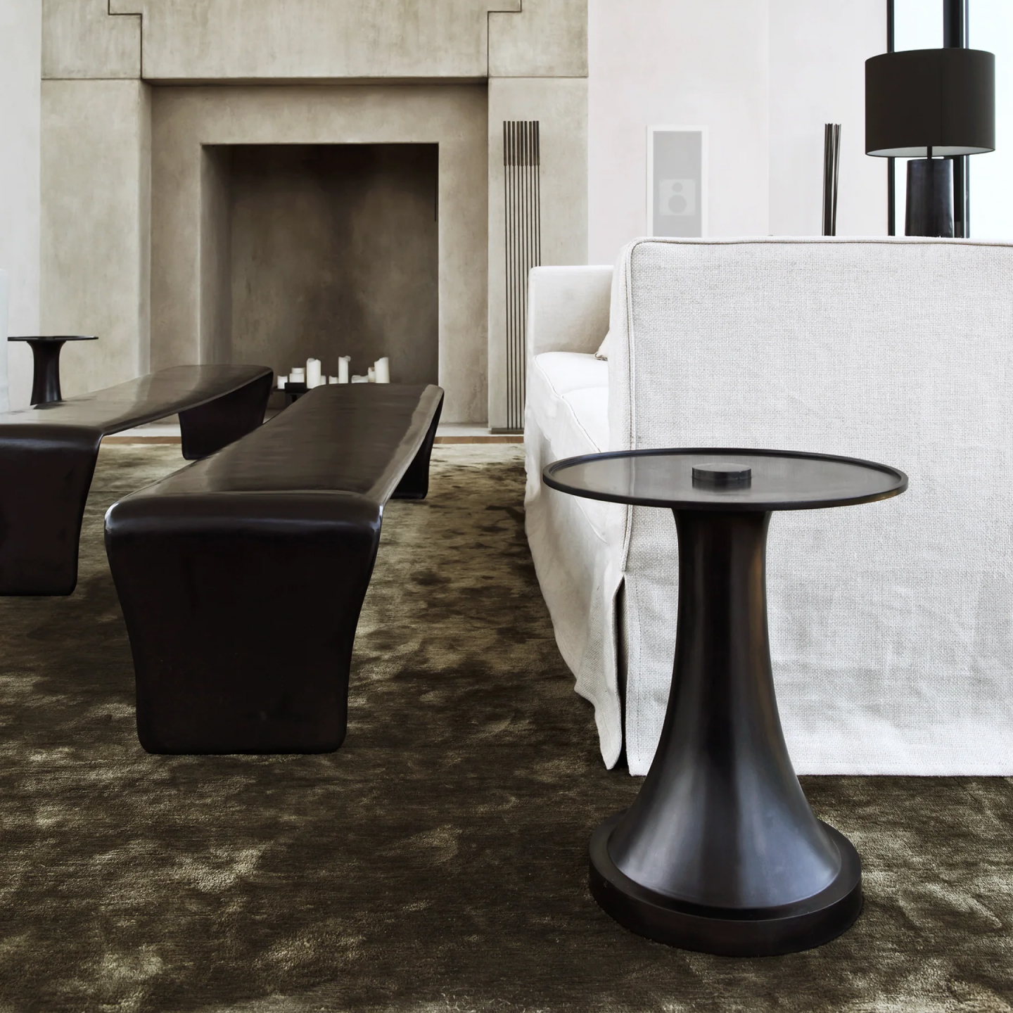 de sousa hughes liaigre bomarzo side table eric schmitt install 2
