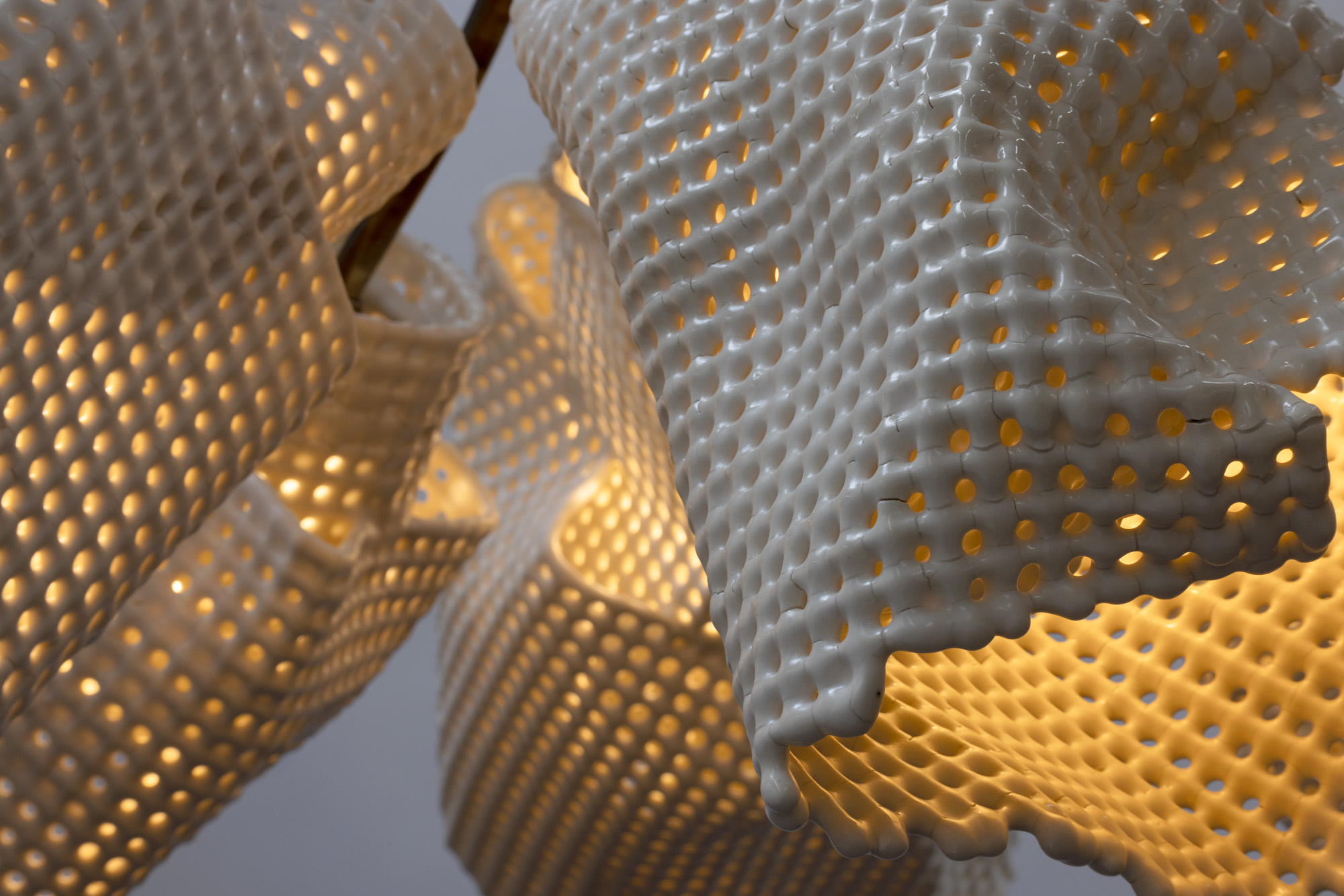 de sousa hughes scott daniel design ceramic bloom chandelier detail 3