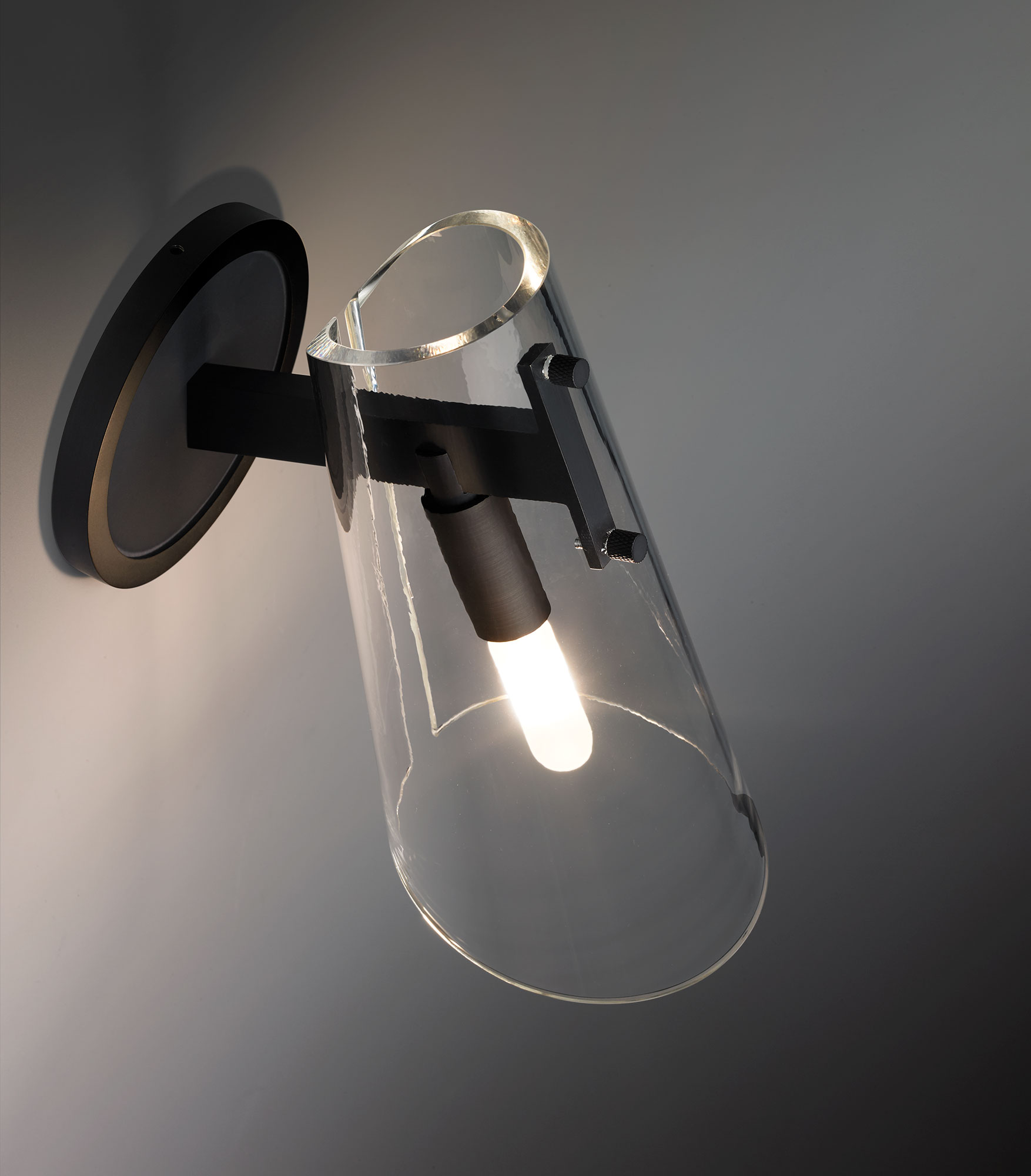 de sousa hughes Jonathan Browning Valette Sconce angle