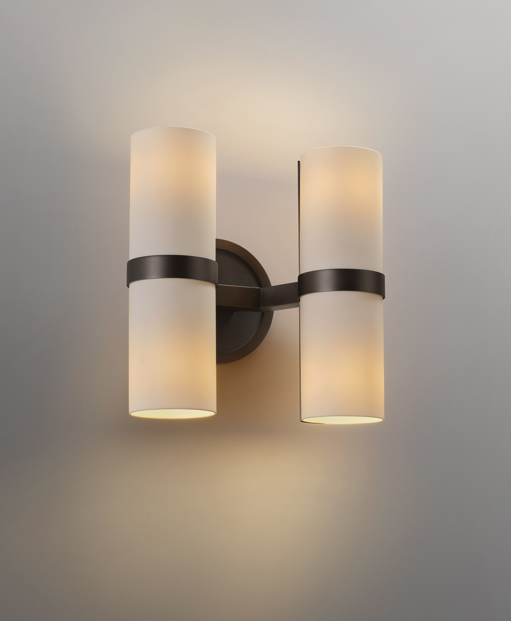de sousa hughes Jonathan Browning Voltaire Double Sconce