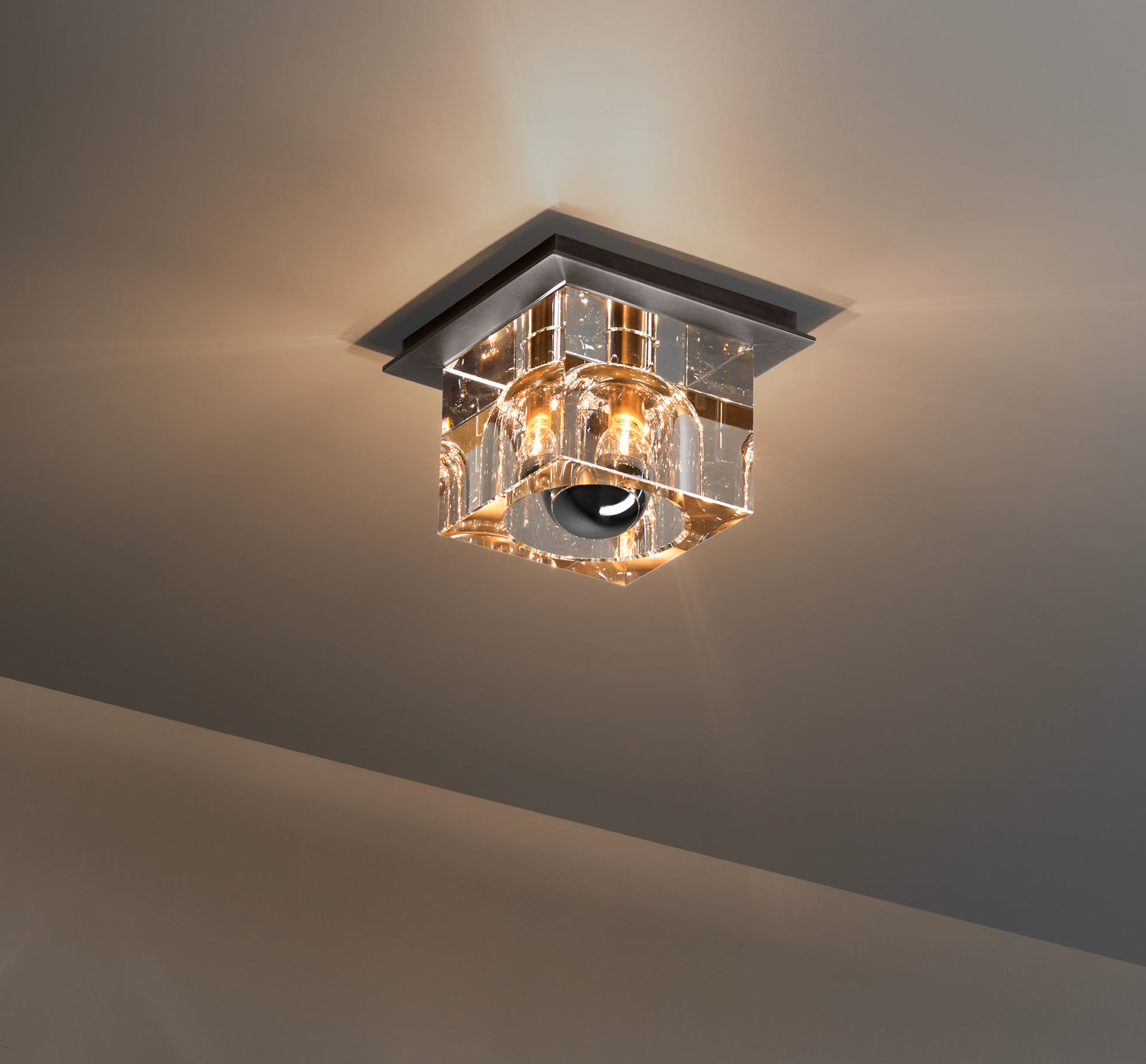 de sousa hughes Jonathan Browning Glacon Single Light ceilling