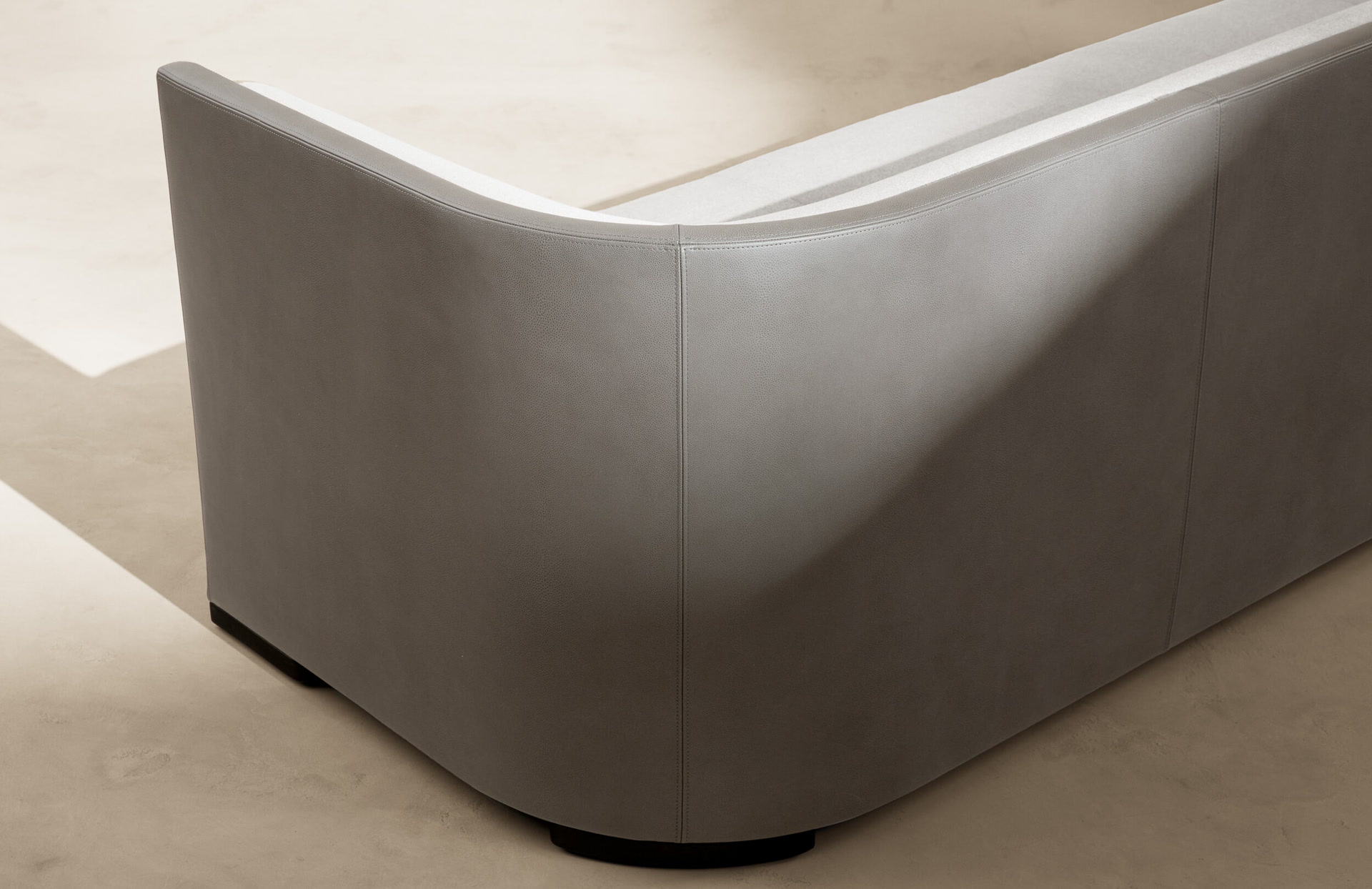 de sousa hughes joseph jeup cologne sofa 2 detail