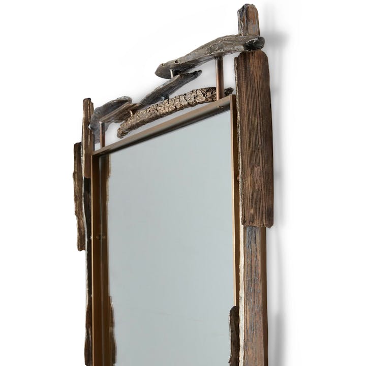 de sousa hughes Tuell Reynolds Jenner Mirror detail angle