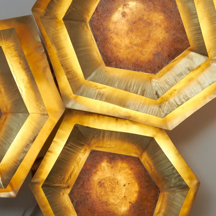 de sousa hughes Tuell Reynolds Hive Linear Sconce detail