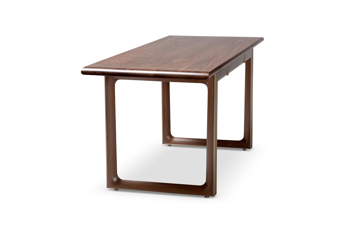 WGNHVfTOU7K de sousa hughes troscan logan desk side angle