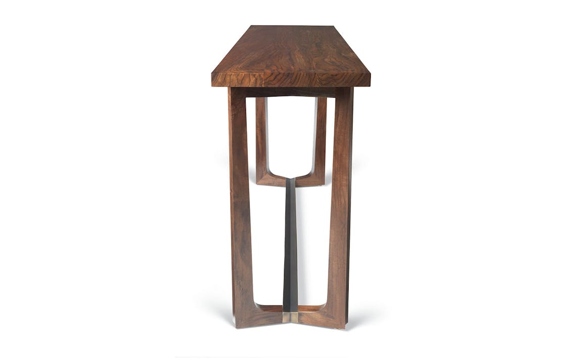 de sousa hughes troscan Clive Console side