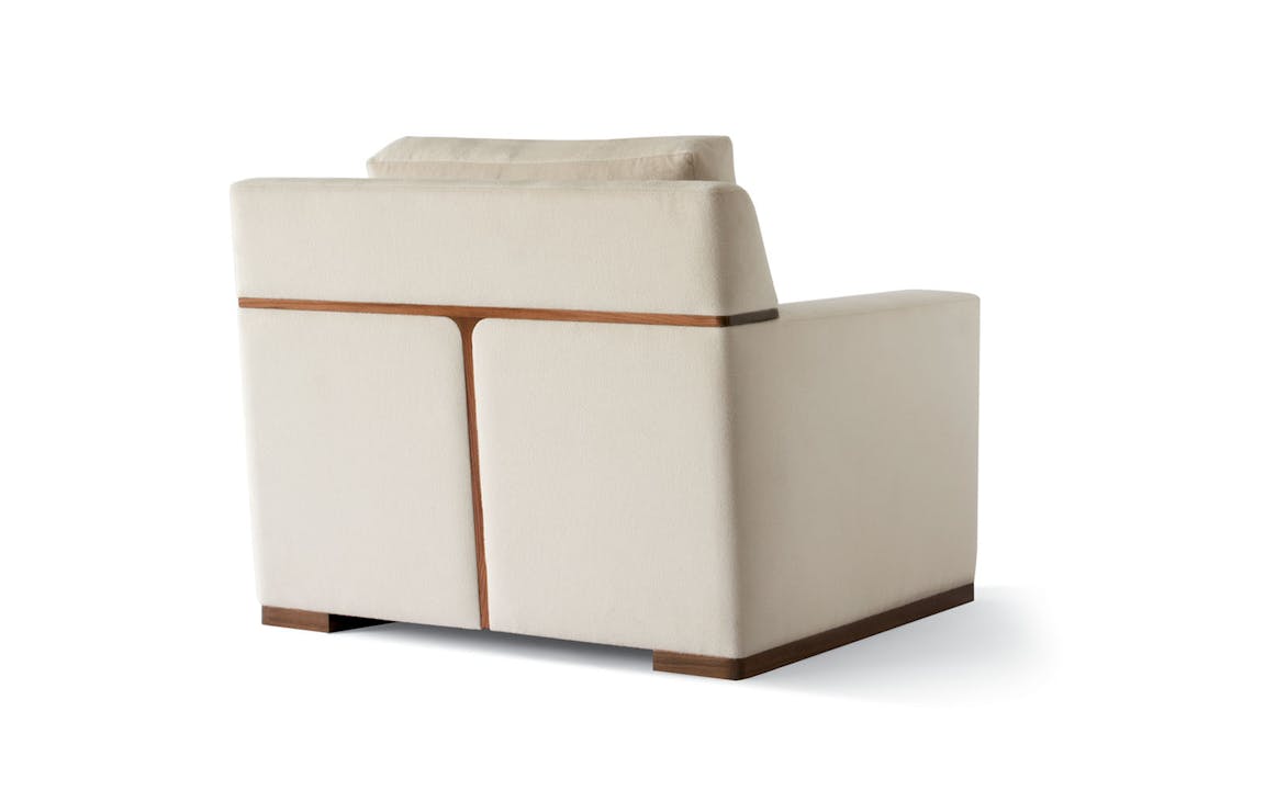 de sousa hughes Troscan Fitz Lounge Chair Ottoman back angle