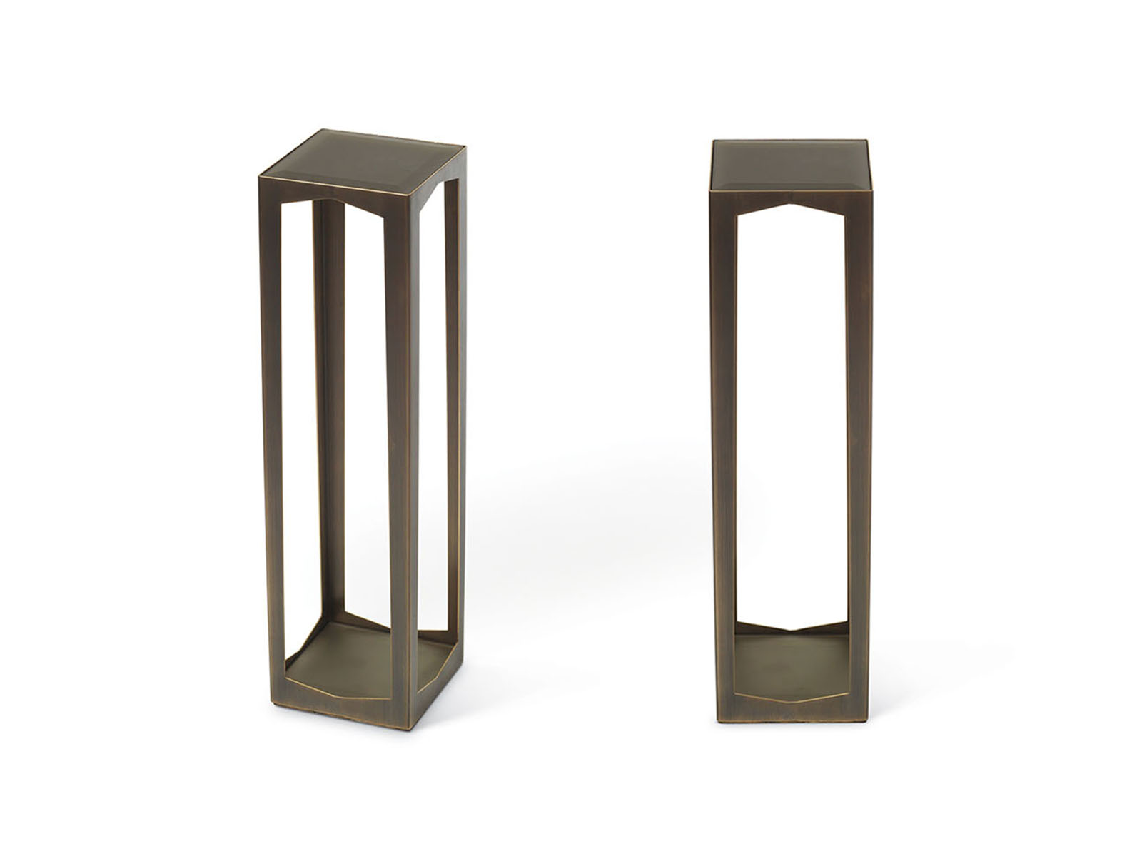 de sousa hughes troscan gemma square drink table