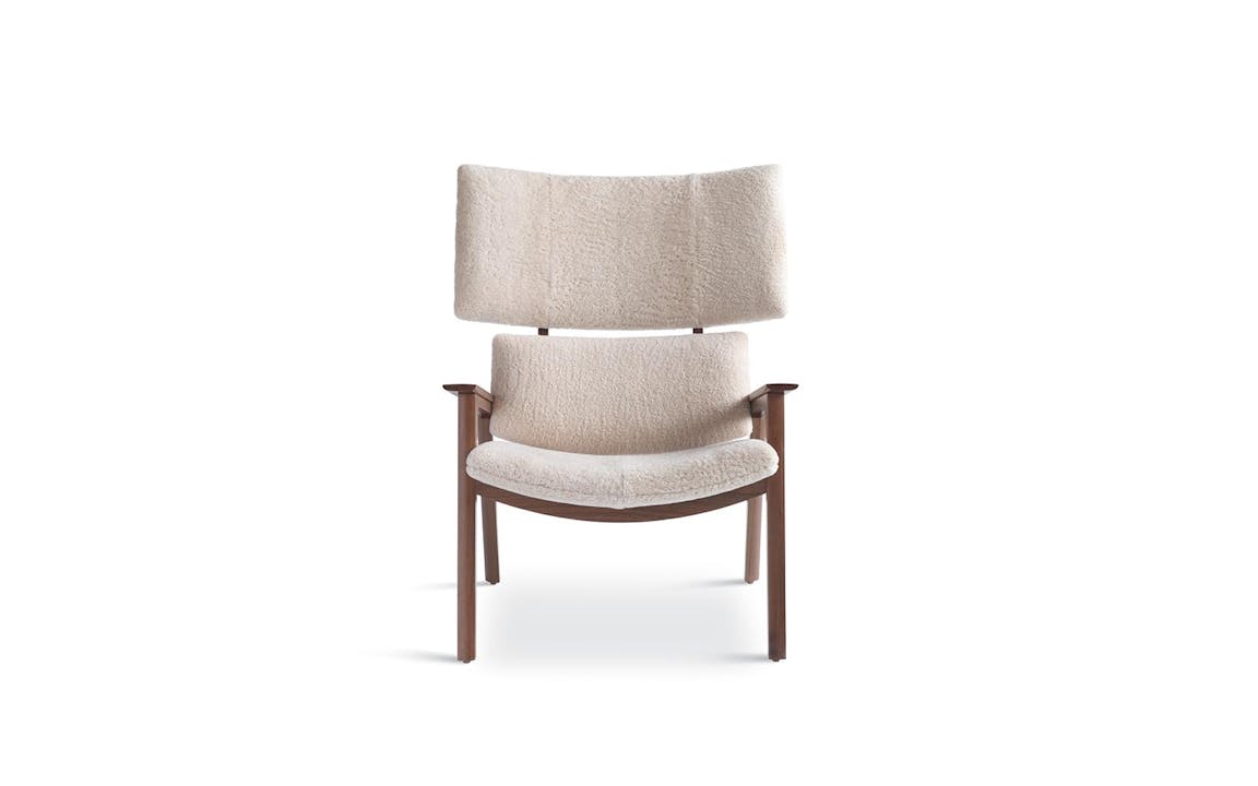 de sousa hughes Troscan Jackson Chair front