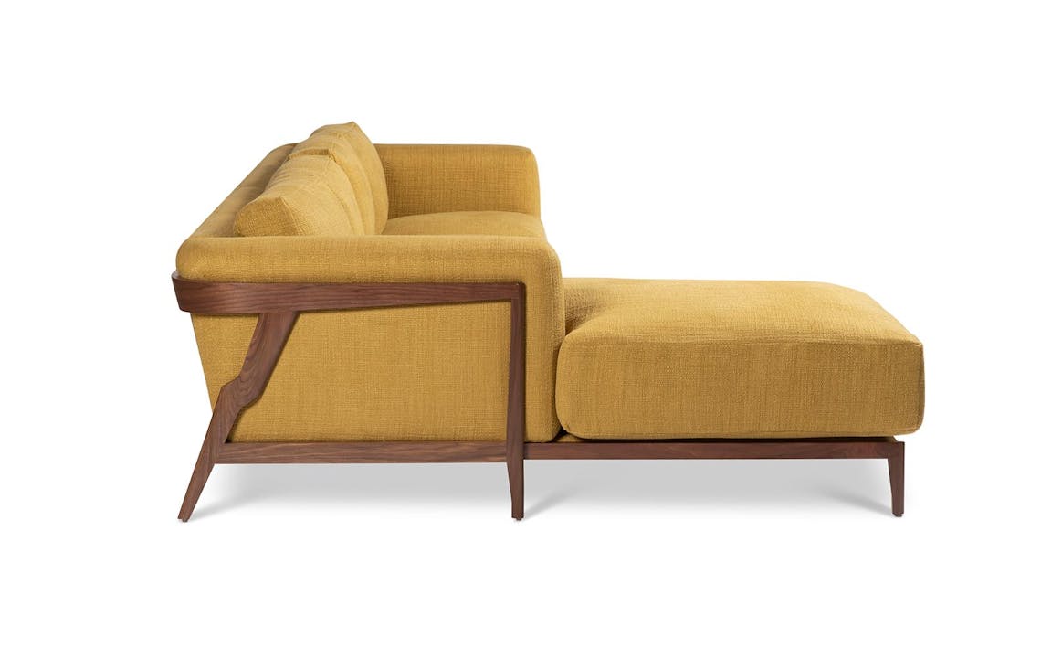 de sousa hughes troscan mari sectional side