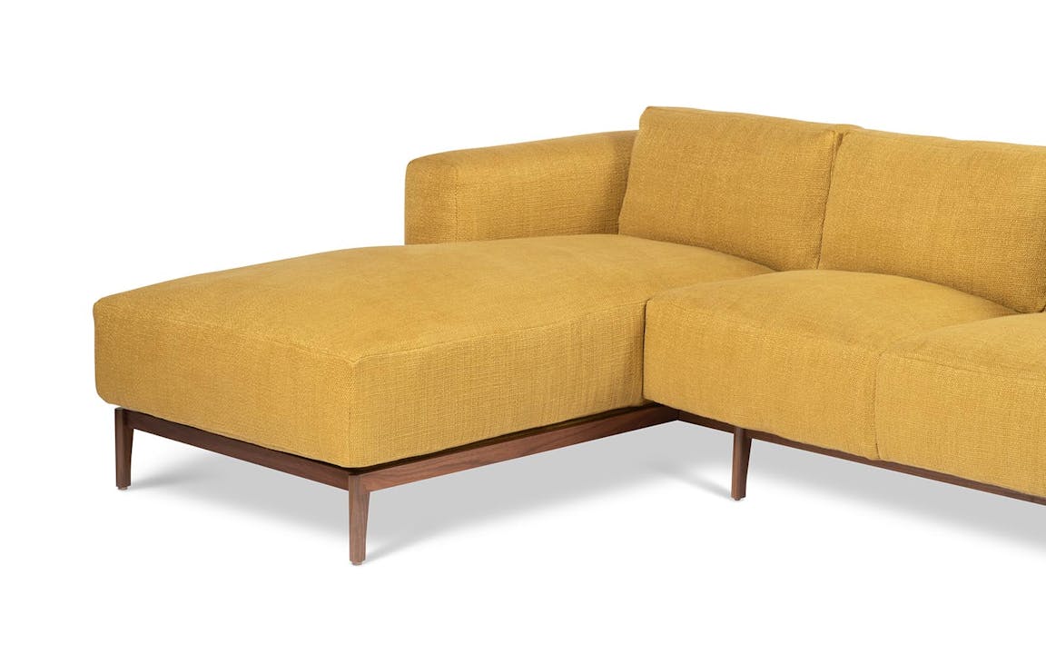 de sousa hughes troscan mari sectional angle detail