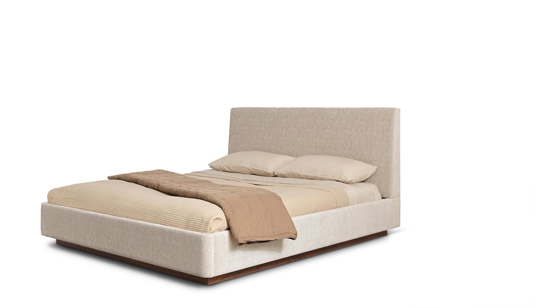 de sousa hughes Altura Napa Bed with Throw