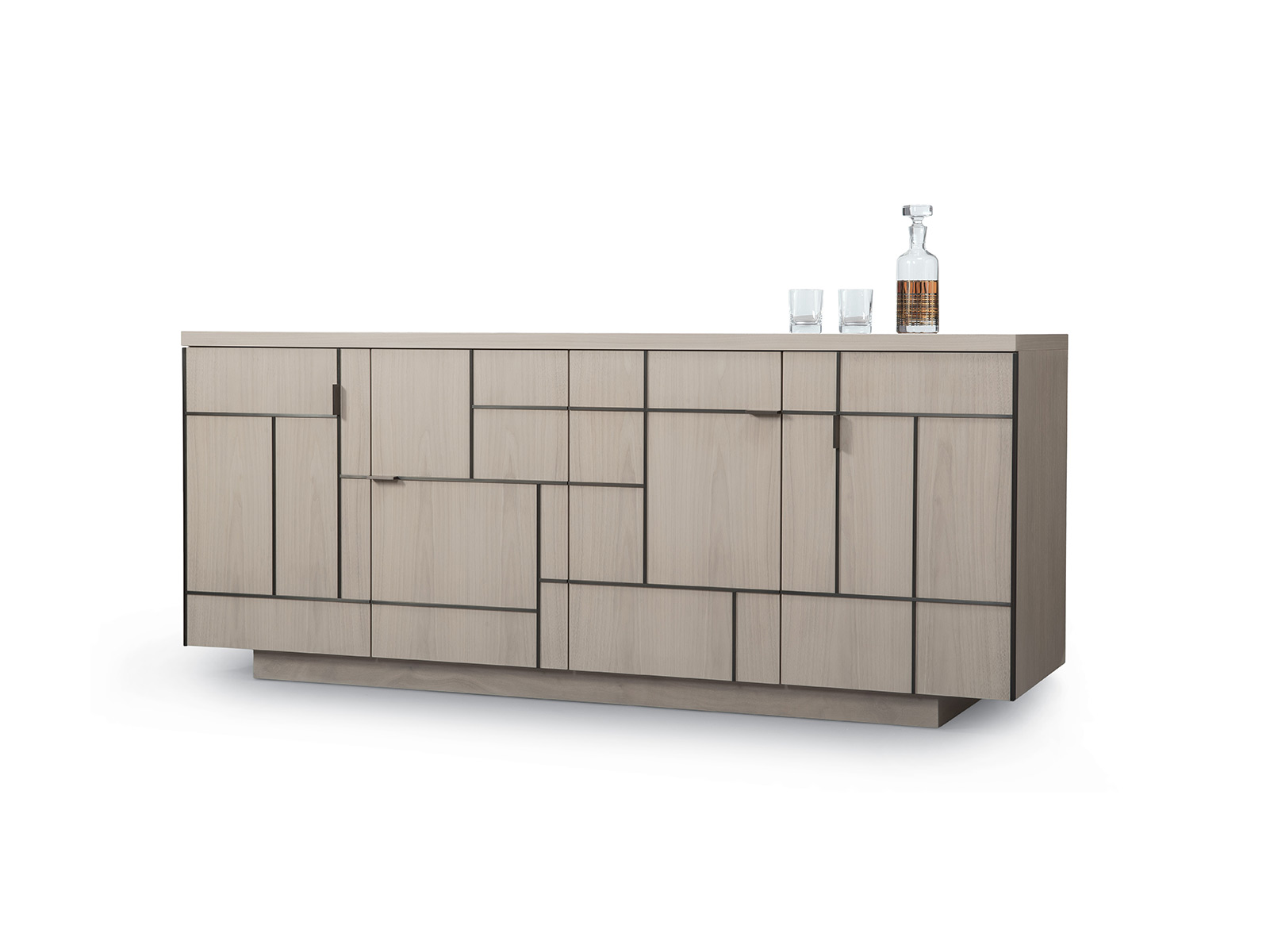 de sousa hughes altura fretwork 72 4door