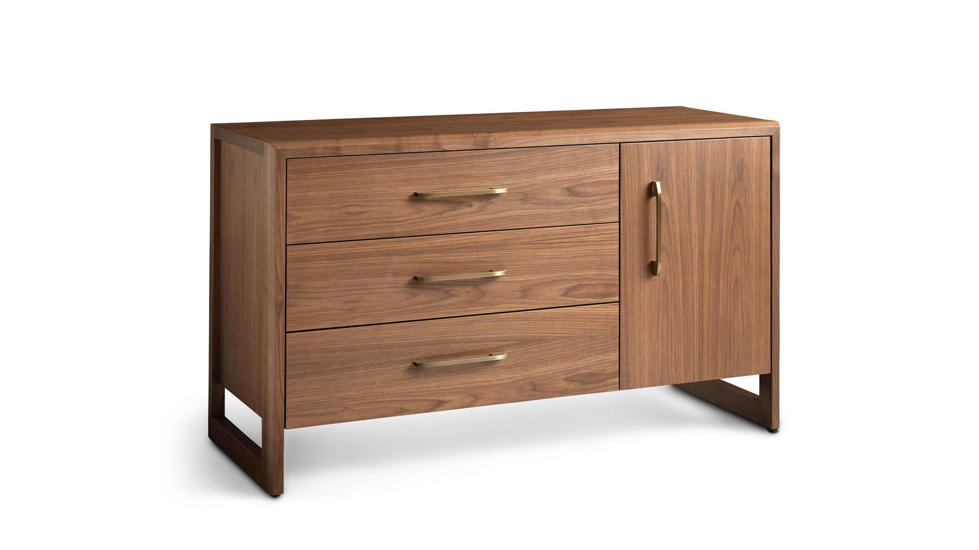 de sousa hughes Altura Serena 54 Dresser angle