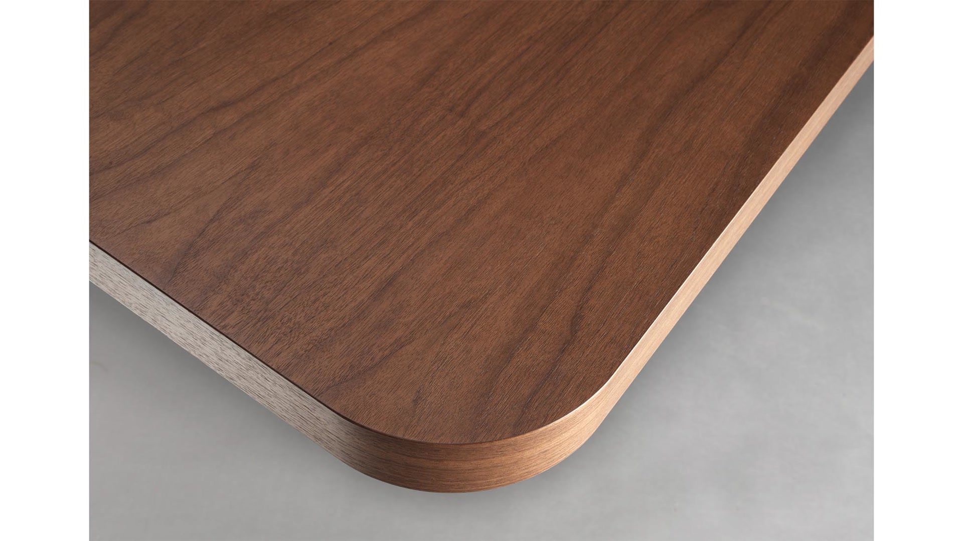 de sousa hughes altura bruneau table corner detail