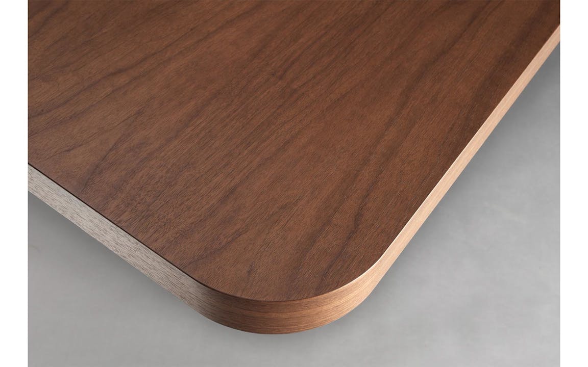 de sousa hughes altura bruneau table corner detail