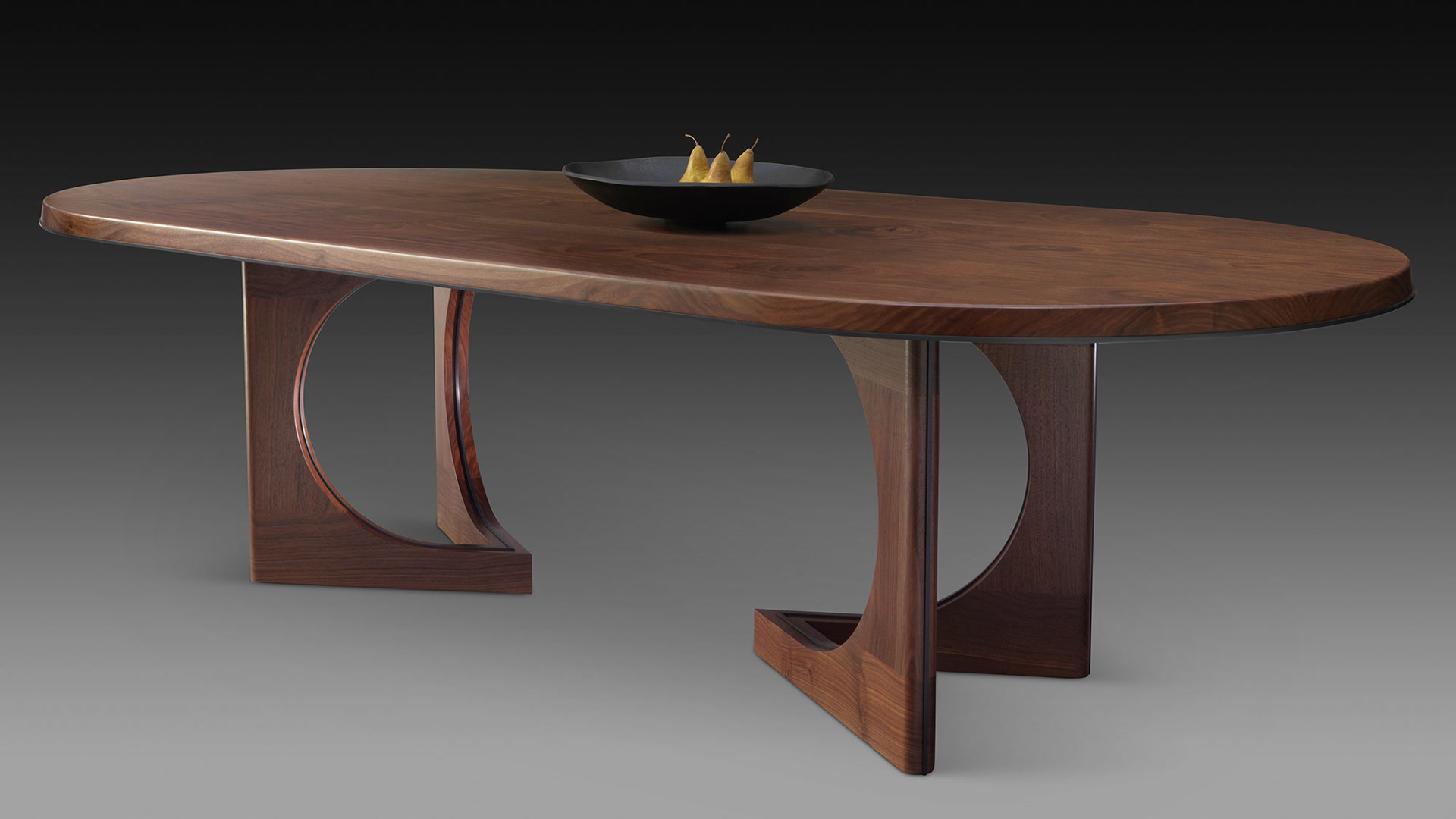 de sousa hughes altura cameo racetrack table dark background