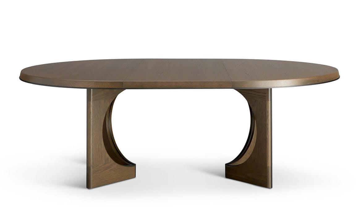 de sousa hughes altura Cameo Round Extension Table straight on