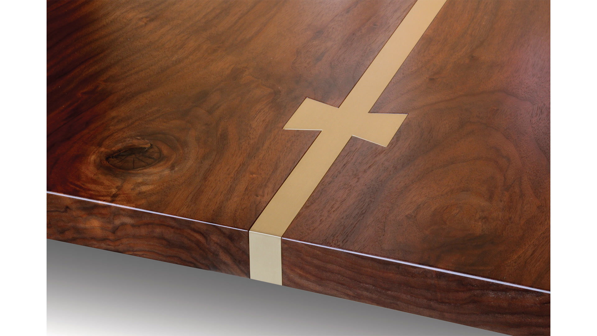 de sousa hughes altura duette table detail
