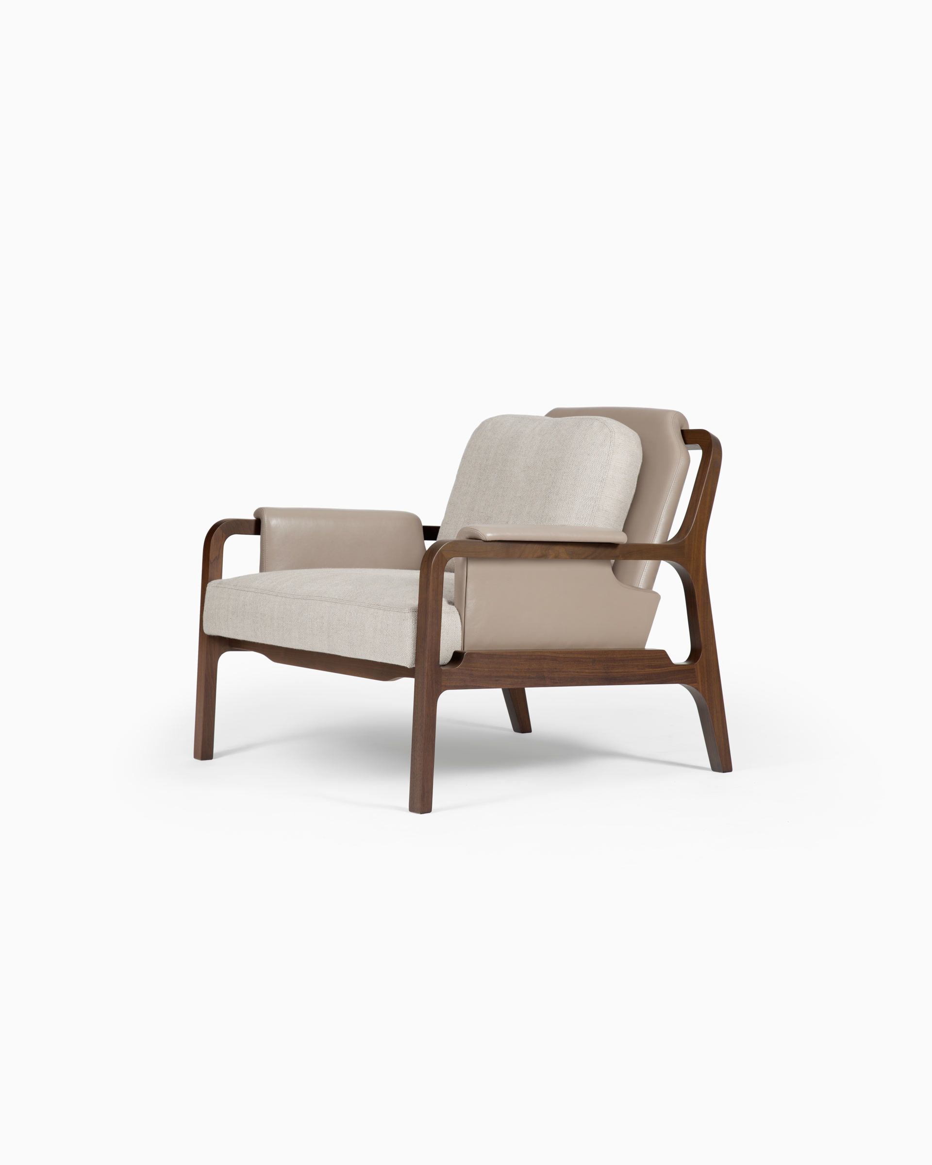 de sousa hughes caste fergus lounge chair2