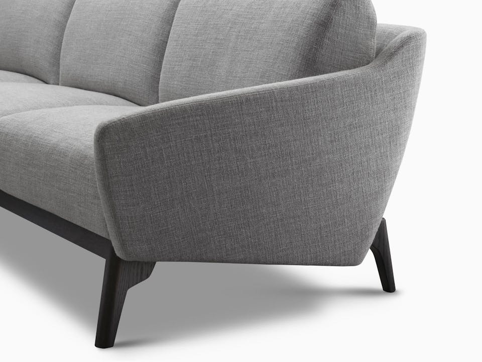 de sousa hughes caste larslan sofa arm detail