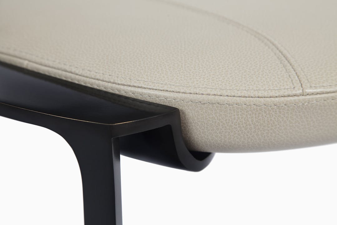 de sousa hughes caste Volt Stool Detail 3