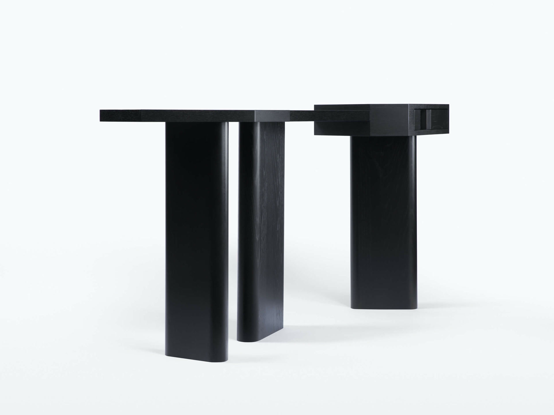 de sousa hughes caste pondera console side