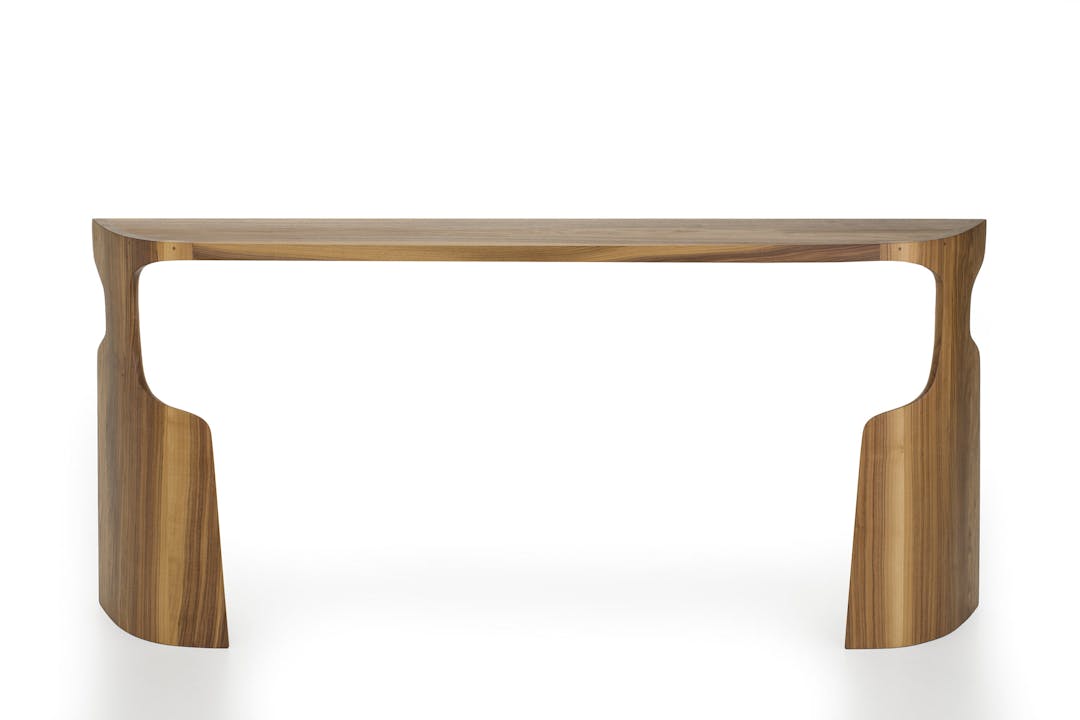 de sousa hughes caste Pryor Console Natural Walnut 1