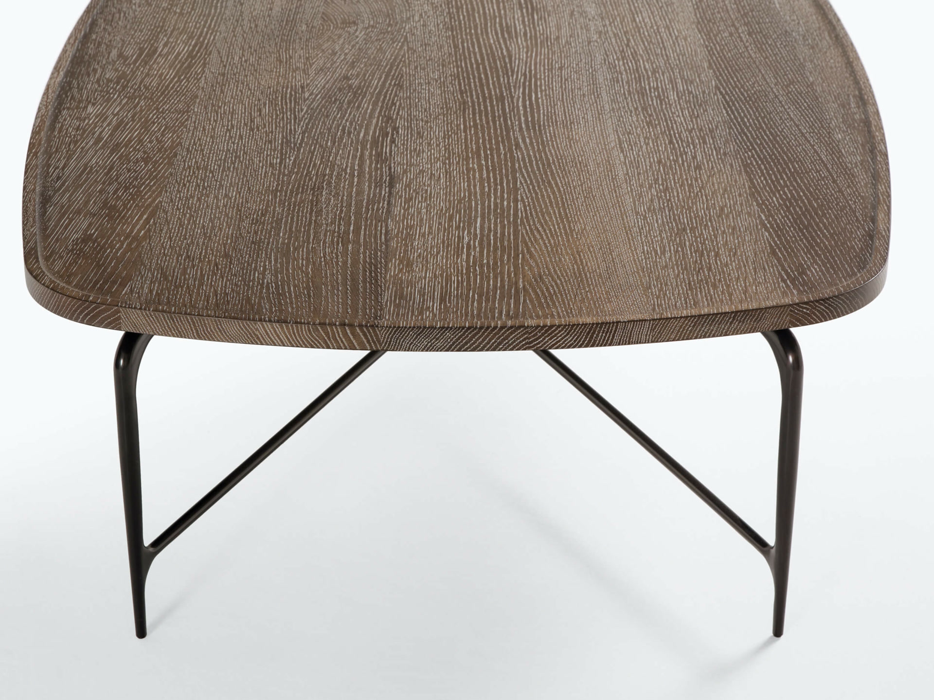 de sousa hughes caste bridger cocktail table top detail