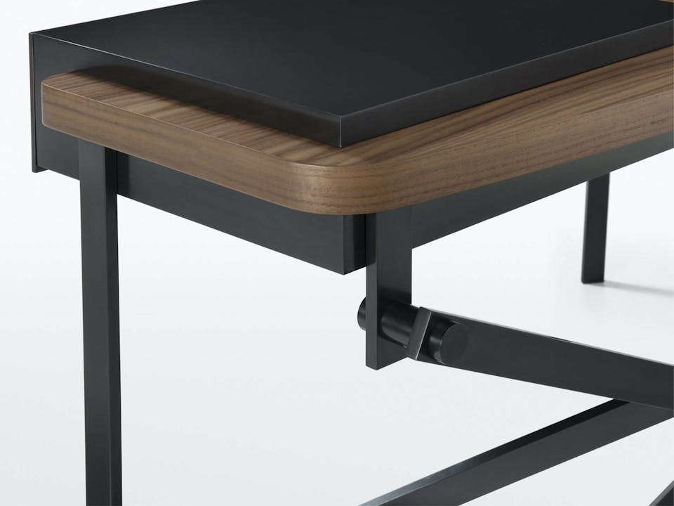 de sousa hughes caste anselmo desk detail 4