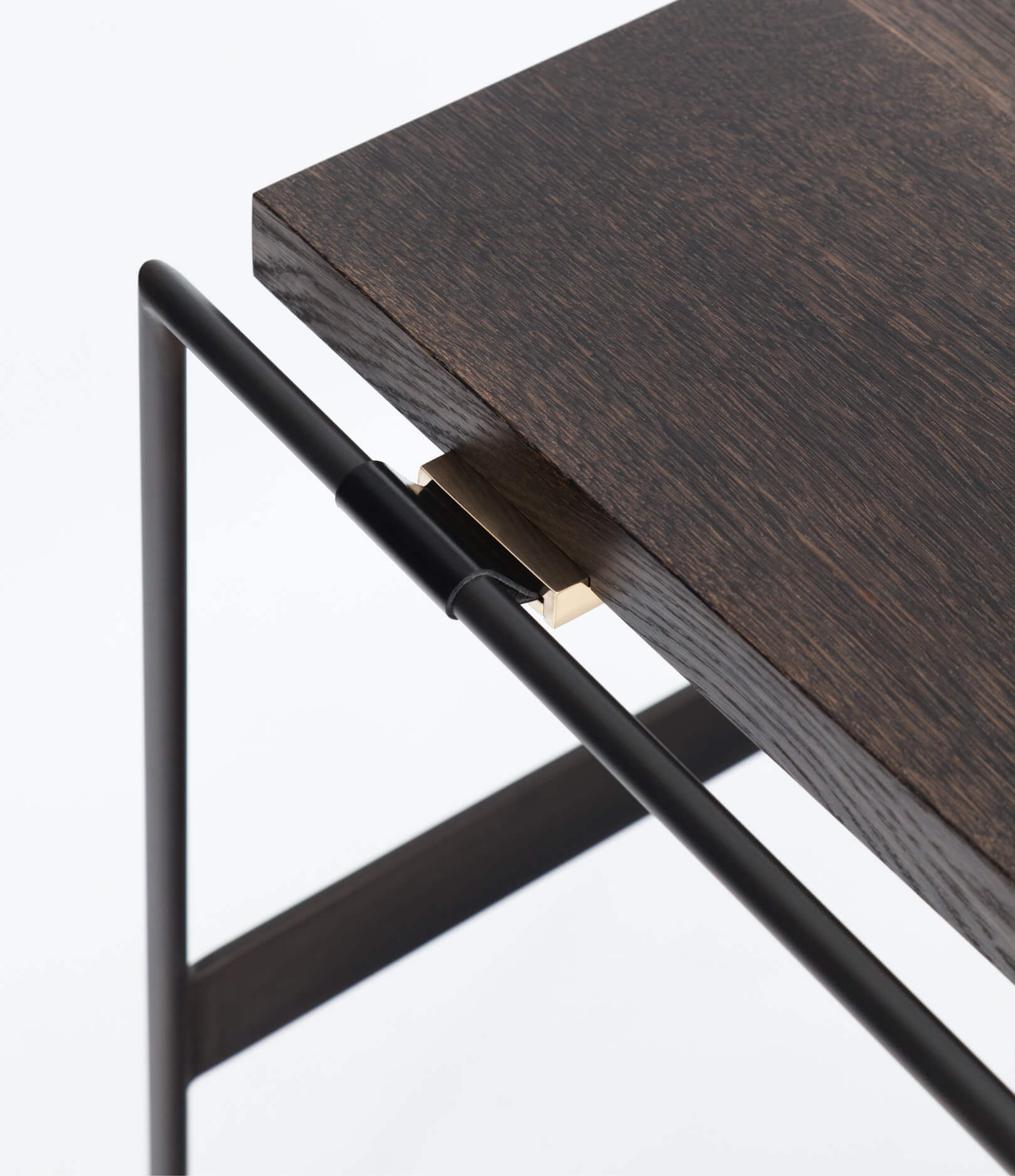 de sousa hughes caste roe side table detail 2