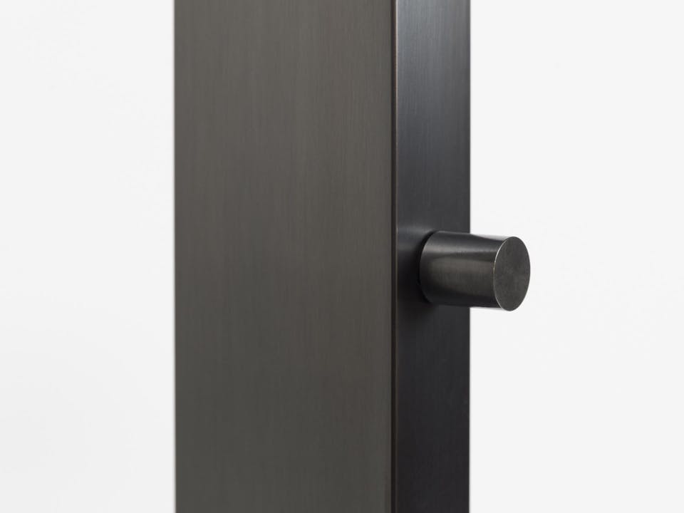 de sousa hughes caste hesper floor lamp brass detail 2