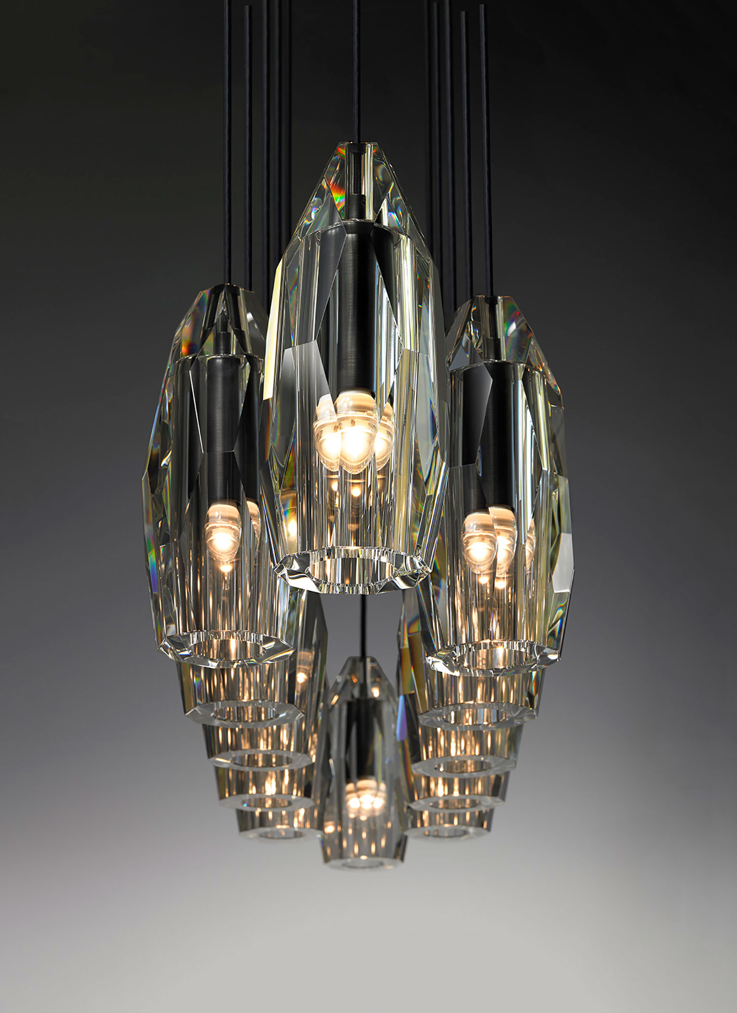 de sousa hughes Jonathan Browning Chatelet Linear Chandelier detail 4