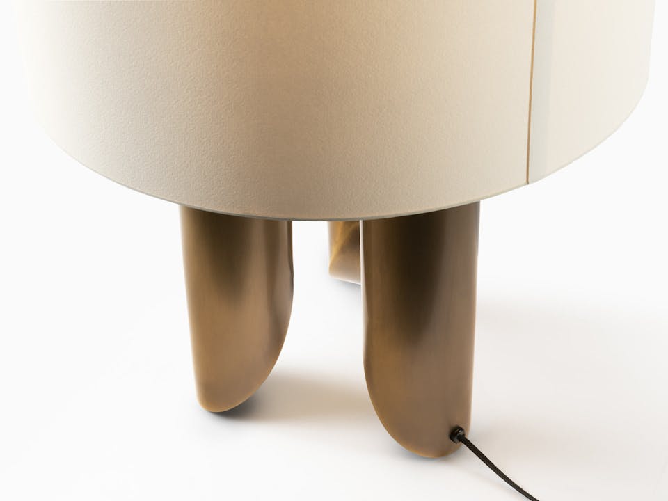 de sousa hughes caste loma table lamp top angle
